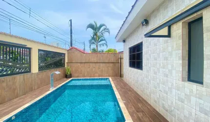 BELÍSSIMA CASA E FINO ACABAMENTO