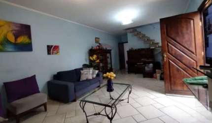 Sobrado a venda na Vila Prudente com 4 quartos e Quintal
