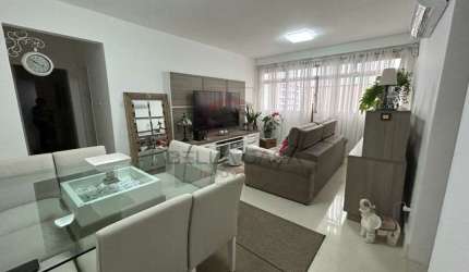 Apartamento na Mooca, Rua Cuiabá - Reformado , 2 dormitórios, sem vaga, quadra e playground.