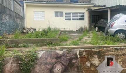 Terreno com Sobrado geminado na v. prudente prox.ao crematorio