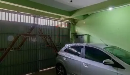 Ótimo sobrado para venda ou aluguel no Cambuci, proximo a comercio, escolas