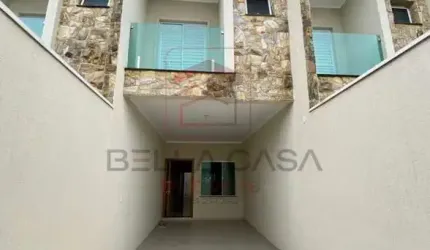 106 m² - 3 dormitórios, 1 suíte , 2 vagas de garagem, lavabo e banheiro social