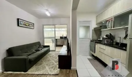 Apartamento próximo ao Metro Vila Prudente com varanda gourmet
