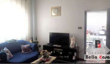 2 casas térreas com Terreno de 180 m²