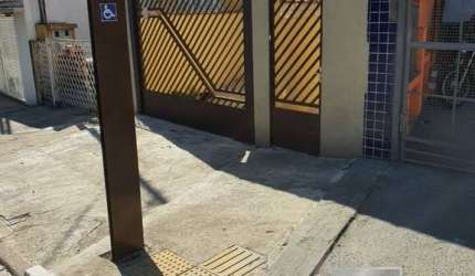 Casa de condomínio com 6 casas  e  1  quarto à Venda - Renda de R$ 6.000,00