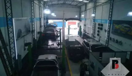 Galpão/Depósito/Armazém e 4 banheiros à Venda, 420 m² - metro Belem