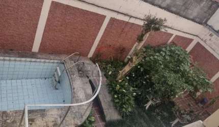 Casa para venda com piscina - Jd Avelino - 4 dormitórios (1 suite) - 7 vagas de garagem