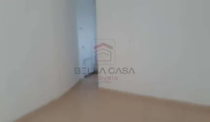 Sobrado de vila em frente ao metrô Bresser
