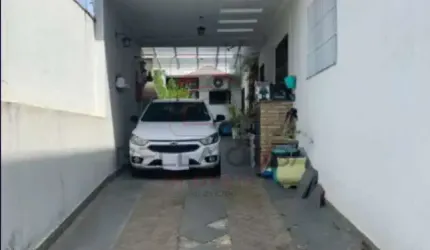 Sobrado a venda com 2 dorms e 2 suítes