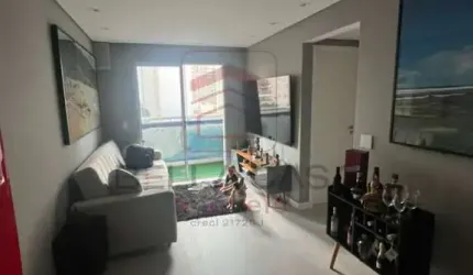 Apartamento de 2 dormitórios, 1 suíte e 2 vagas de garagem