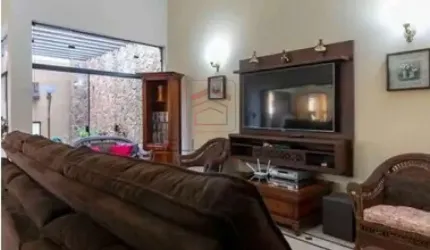 Casa 440m² no Jardim Maringá, 3 quartos e 5 vagas