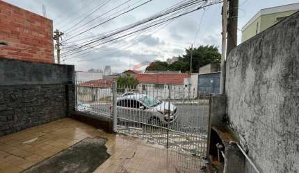 Casa Térrea para reforma  - Santa Clara - Ótimo terreno - Rua tranquila- 2 vagas para carro  pequeno