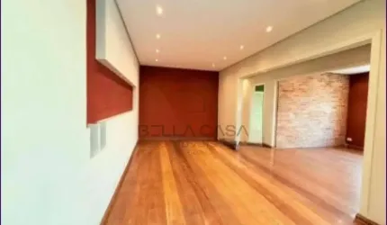 Linda Casa Térrea no Jd Avelino com 3 suítes