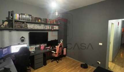 Casa à venda com 55m², 1 quarto e 2 vagas.