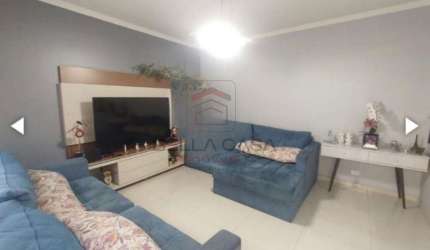 Sobrado a venda na mooca com quintal, churrasqueira e 5 quartos