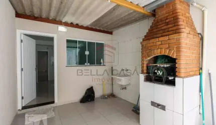 Casa para alugar com 101m², 3 quartos e 2 vagas