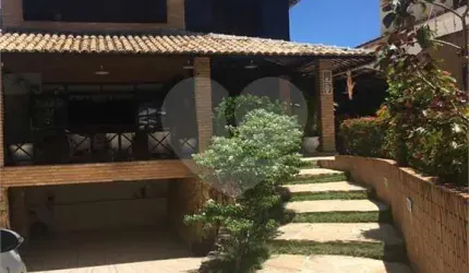 Casa com 4 quartos à venda em Centro - AL