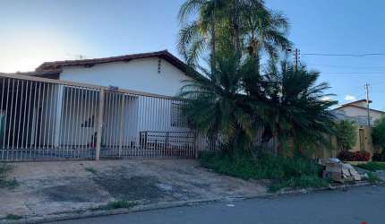 Casa com 4 quartos à venda na da Lagosta, Jardim Atlântico, Goiânia por R$ 590.000