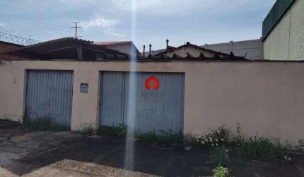 Casa com 2 quartos à venda na Avenida Altino Tomé, Cardoso, Aparecida de Goiânia por R$ 200.000
