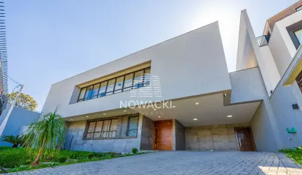 CASA ALTO PADRÃO COM 4 SUITES E 4 VAGAS AO LADO DO PARQUE BARIGUI