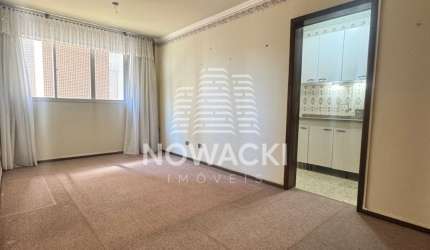 APARTAMENTO SEMI MOBILIADO COM 1 DORM E 1 VAGA NO CRISTO REI