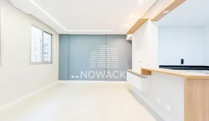 APARTAMENTO TODO REFORMADO COM 03 DORMITÓRIOS E 01 VAGA - ÁGUA VERDE