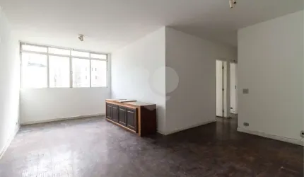 Apartamento com 3 quartos à venda em Cerqueira César - SP