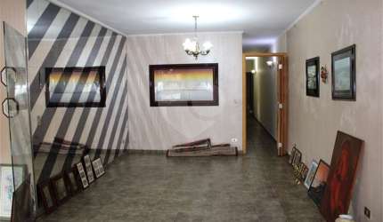 Casa com 4 quartos à venda em Jardim Anália Franco - SP