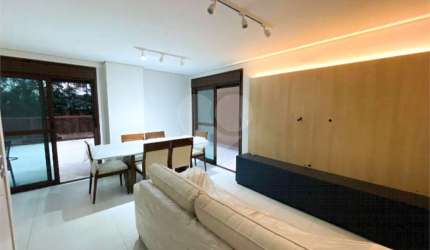 Duplex com 2 quartos à venda em Santa Cecília - SP