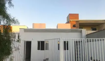 Casa 2 dormitórios para Venda em Sorocaba, Parque Vista Barbara, 2 dormitórios, 1 banheiro, 1 vaga