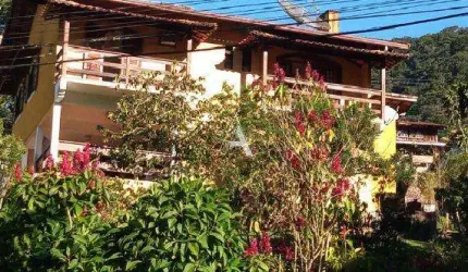 Casa para Venda em Teresópolis, Granja Guarani, 3 dormitórios, 1 suíte, 2 banheiros, 2 vagas