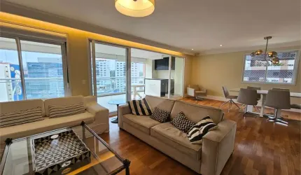 Apartamento no Itaim Bibi com 200m², 3 suítes e 3 vagas - lazer completo