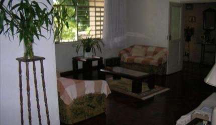Casa comercial ou residencial de esquina