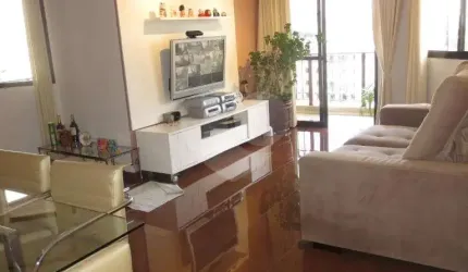 Excelente Apto na V. Mariana, 166m2 -4 Quartos/3 suítes/2 Vagas fixas e paralelas na garagem