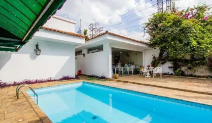 Alto de Pinheiros - térrea - três suítes