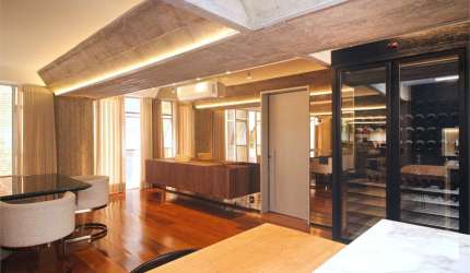Apartamento ao lado do Parque Ibirapuera. Projeto premiado do Arquiteto Paulo Mendes da Rocha