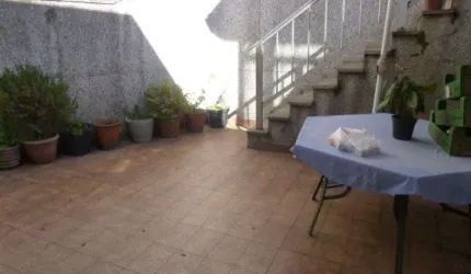 Sobrado com edícula na Saúde