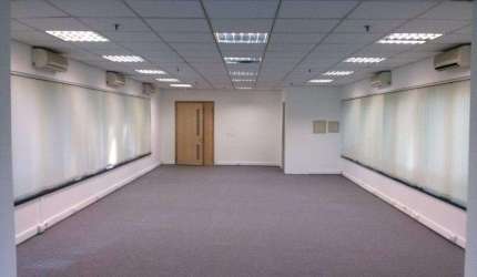 SALA COMERCIAL, COM 2 BANHEIROS, 2 VAGAS