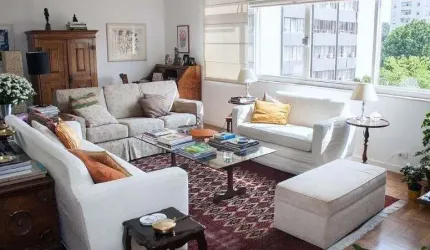 Apartamento amplo, com 3 dormitórios, excelente localização no Jardim Paulista.