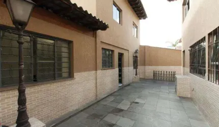 Casa comercial e residencial a 100 metros do metro sumaré
