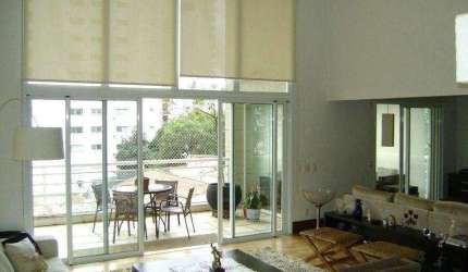 Fora da rota, 300 m² úteis e 5 vagas de garagem