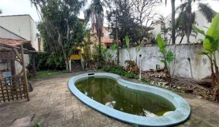 Sobrado no Brooklin Paulista de 300 m² a Venda com piscina