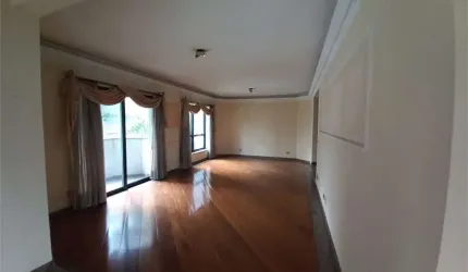 APTO NA ACLIMAÇÃO 03 SUITES E 03 VAGAS - PROXIMO METRO  VERGUEIRO.