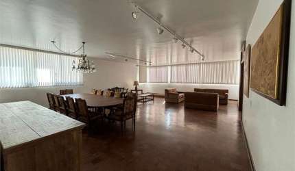 Apartamento para venda Morro dos Ingleses,. 4 dormitórios ,3 vagas  Valor abaixo do mercado.