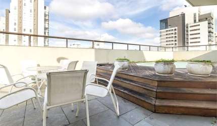 Cobertura Duplex 360 m² em Moema Pássaros, fora de rota , pertinho do Parque Ibirapuera!