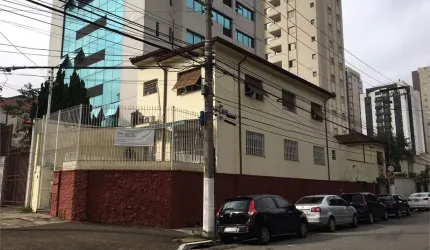 Casa na V.Clementino Aluga 7000.00