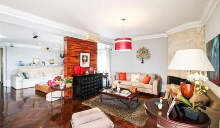 Apartamento em Pinheiros com 3 Suítes, 4 Vagas e Varanda Gourmet