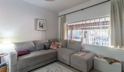 VILA MADALENA - SOBRADO 2 QUARTOS E 2 VAGAS.