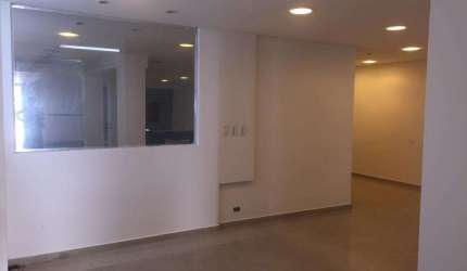 Excelente oportunidade de LOCAÇÃO COMERCIAL na divisa de Vila Nova e Vila Olímpia