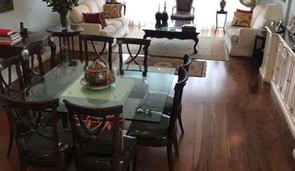 Lindo apartamento duplex com área útil de 288, e área total de 460 m²